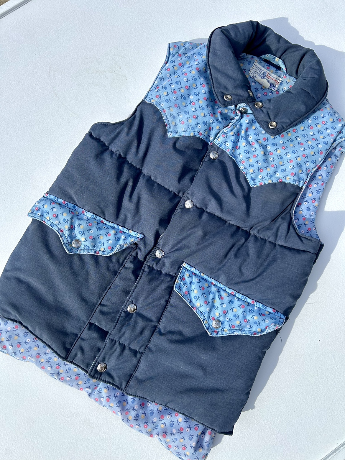 Vintage Sprung floral puffer vest