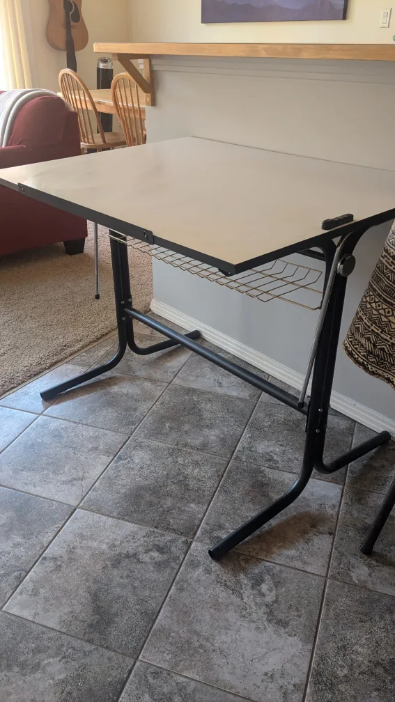 Adjustable Drafting Table