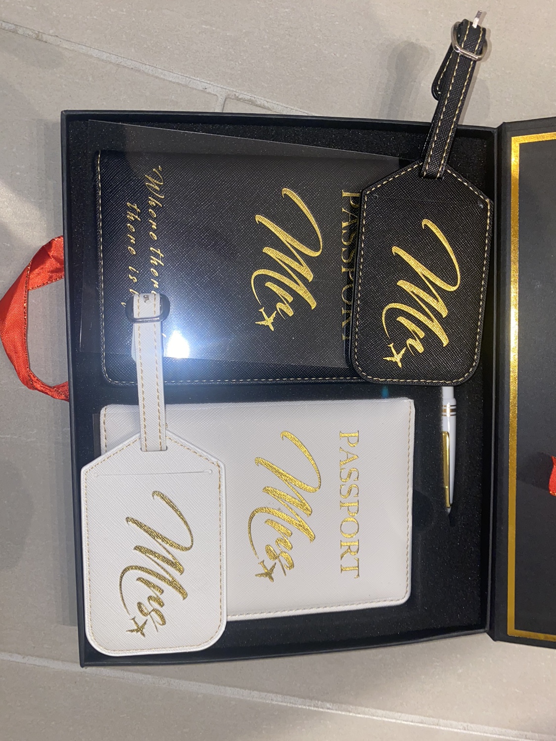 Passport Holder + Luggage Tag Set