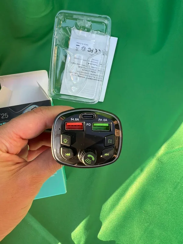 Bluetooth FM Transmitter for Car image indicator(2)