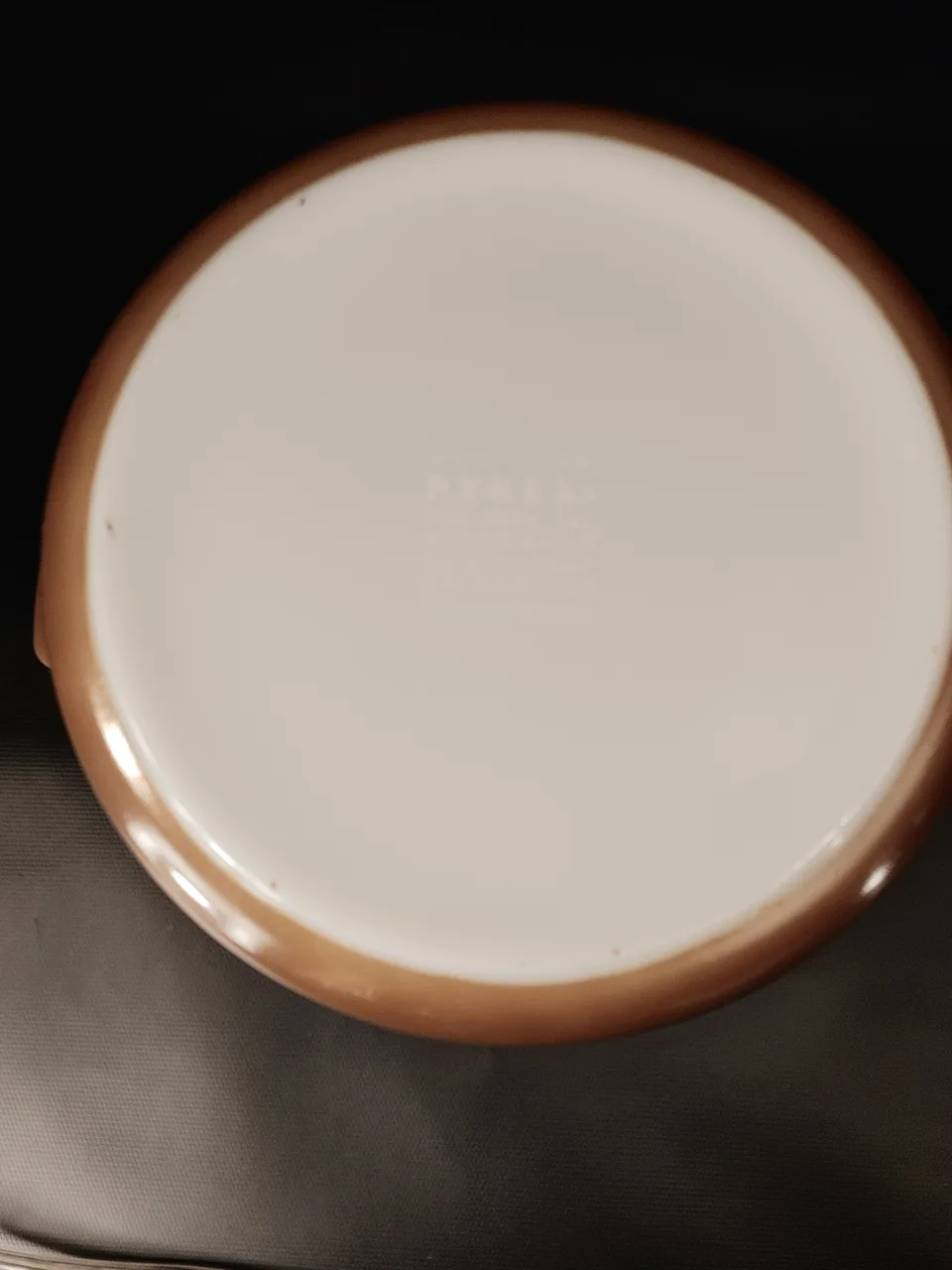 Pyrex Mixing Bowl Brown Floral image indicator(5)