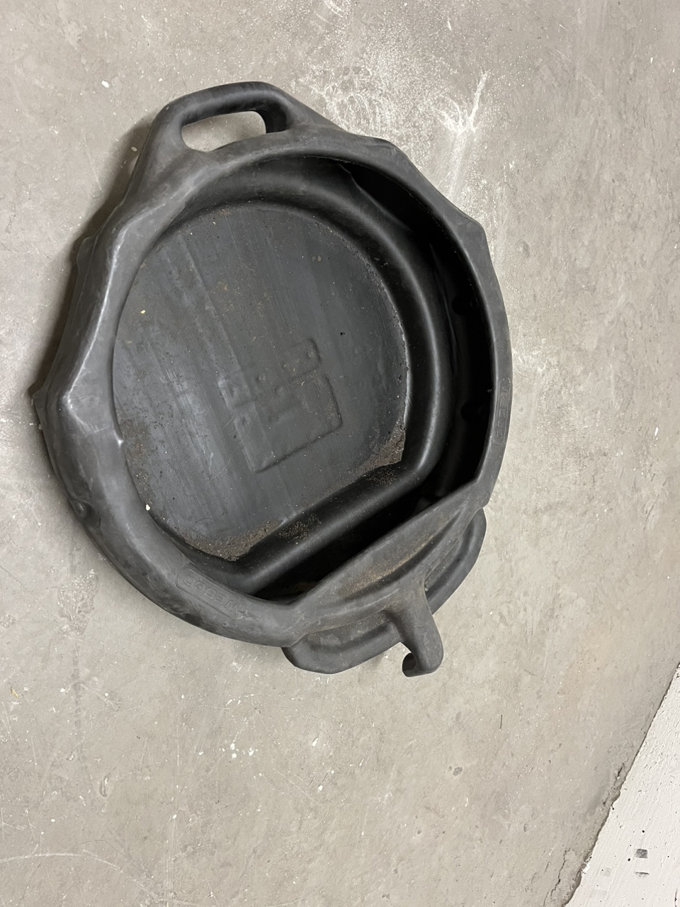 Car Jack, Jack Stands & Oil Drain Pan - photo 4