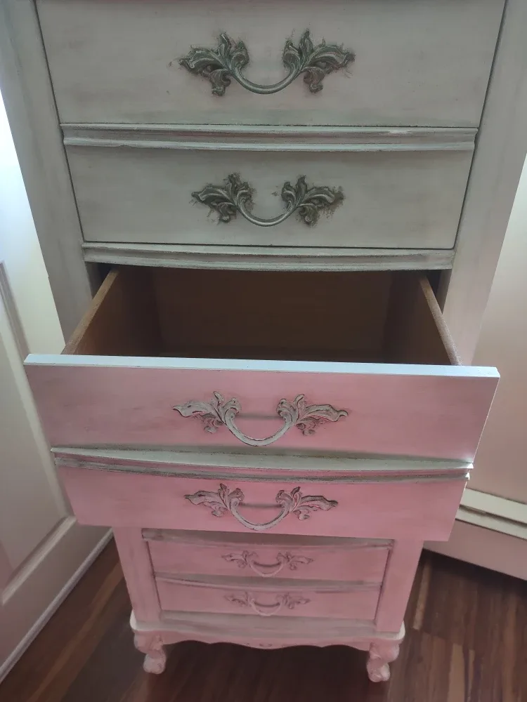 Ivory tall boy dresser (5 drawers) image indicator(3)