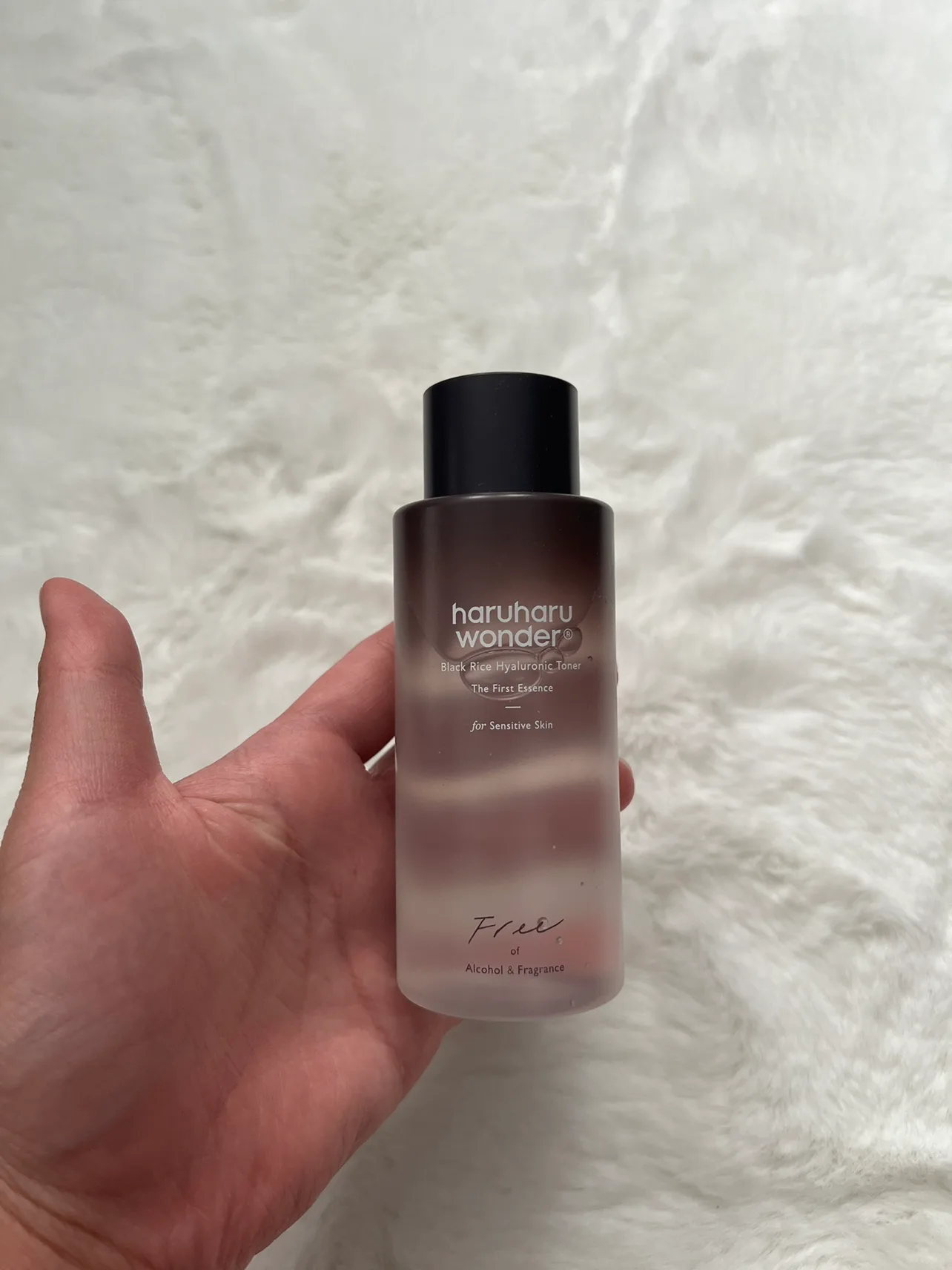 Haruharu Wonder Black Rice Hyaluronic Toner image indicator(2)