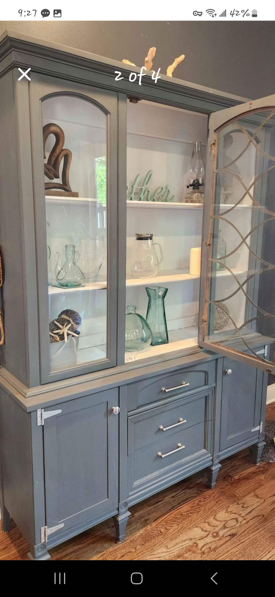Hutch / Cabinet - photo 2