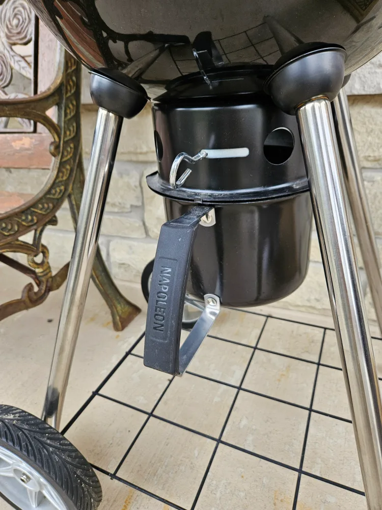 Napoleon Charcoal BBQ image indicator(5)