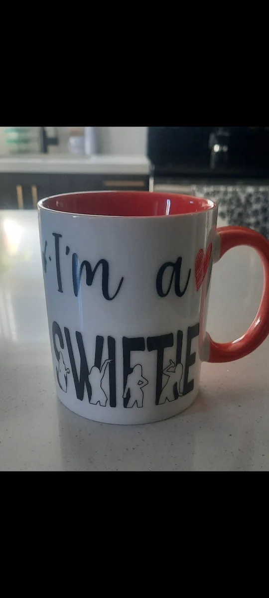 I'm a Swiftie Mug thumbnail