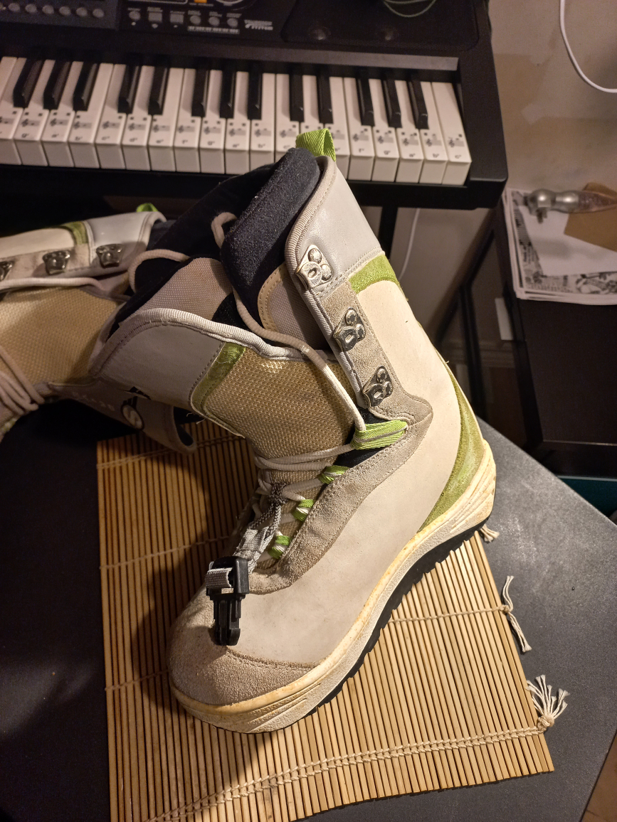SIMS Snowboard and Ski Boots - photo 3