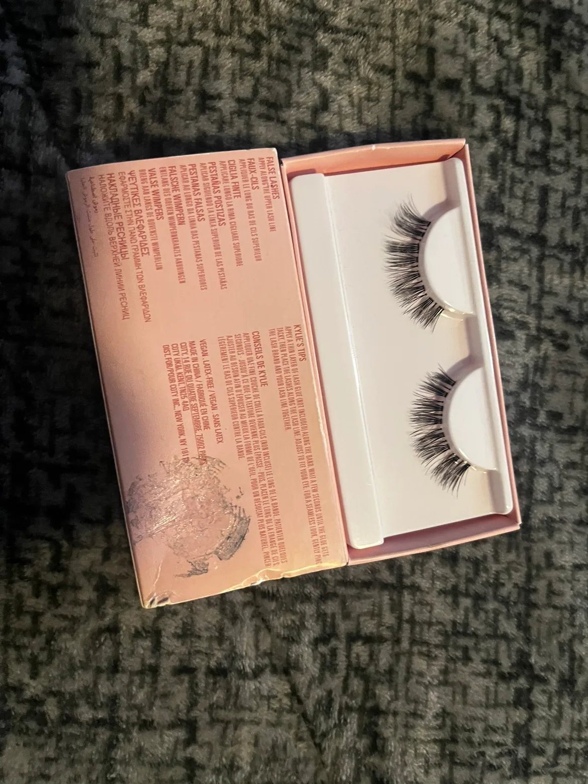 False Eyelashes thumbnail