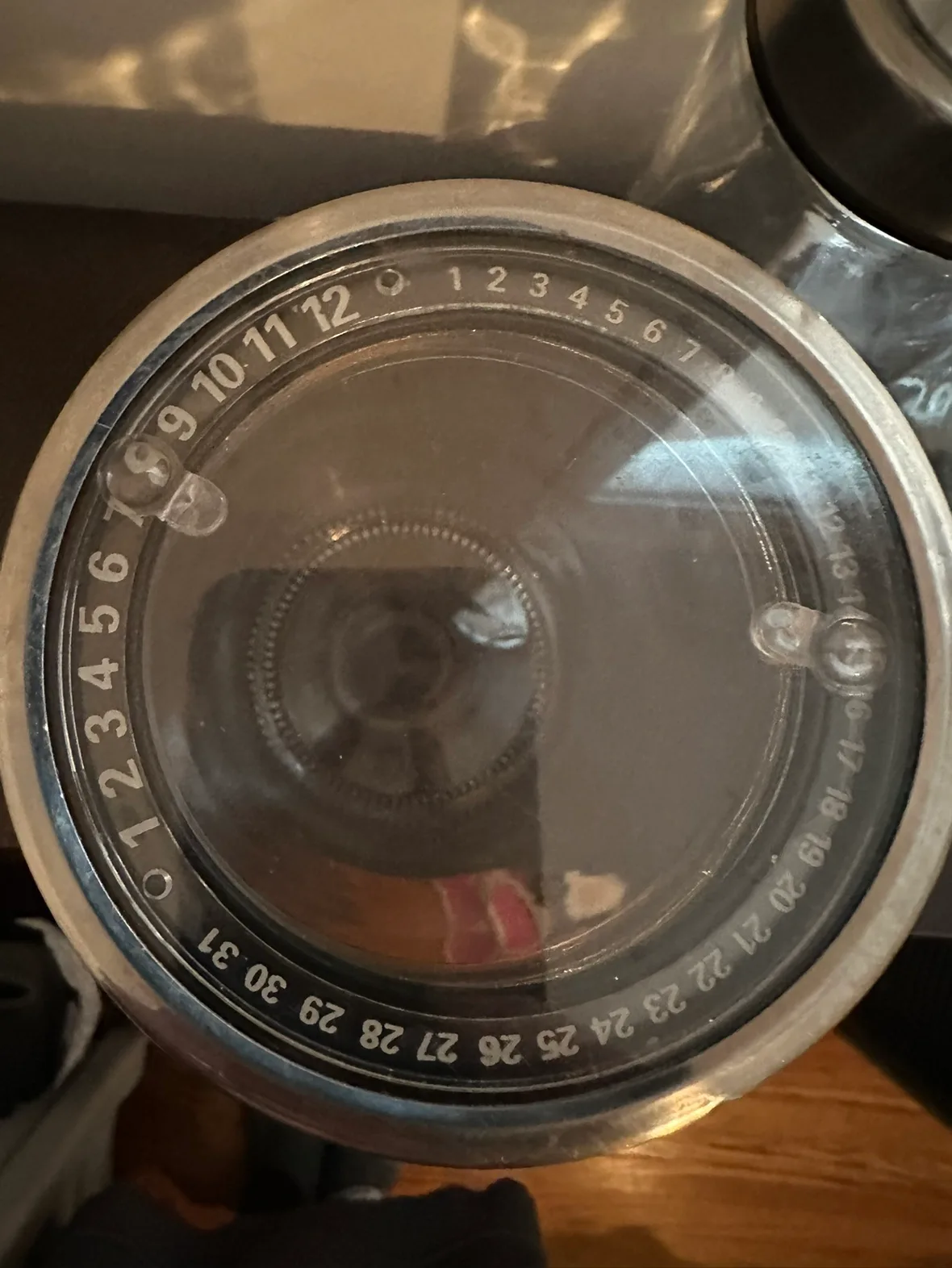 Set of 3 Glass Canisters with Lids image indicator(4)