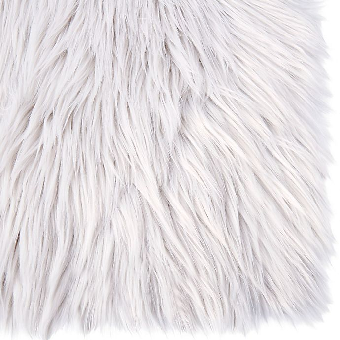 Arctic Grey Fur Accent Rug - 2ft x 3ft - Brand New - photo 3