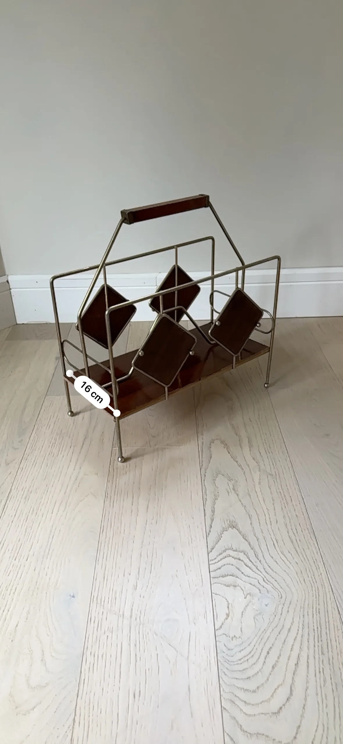 Mid-Century Modern Magazine Rack image indicator(8)