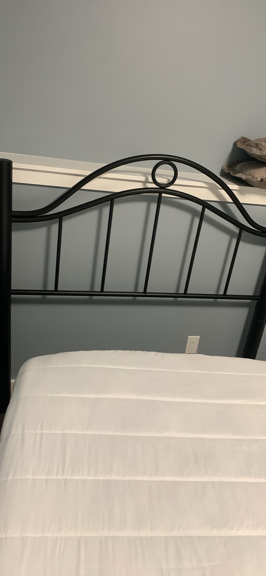 Black Metal Headboard Queen Size