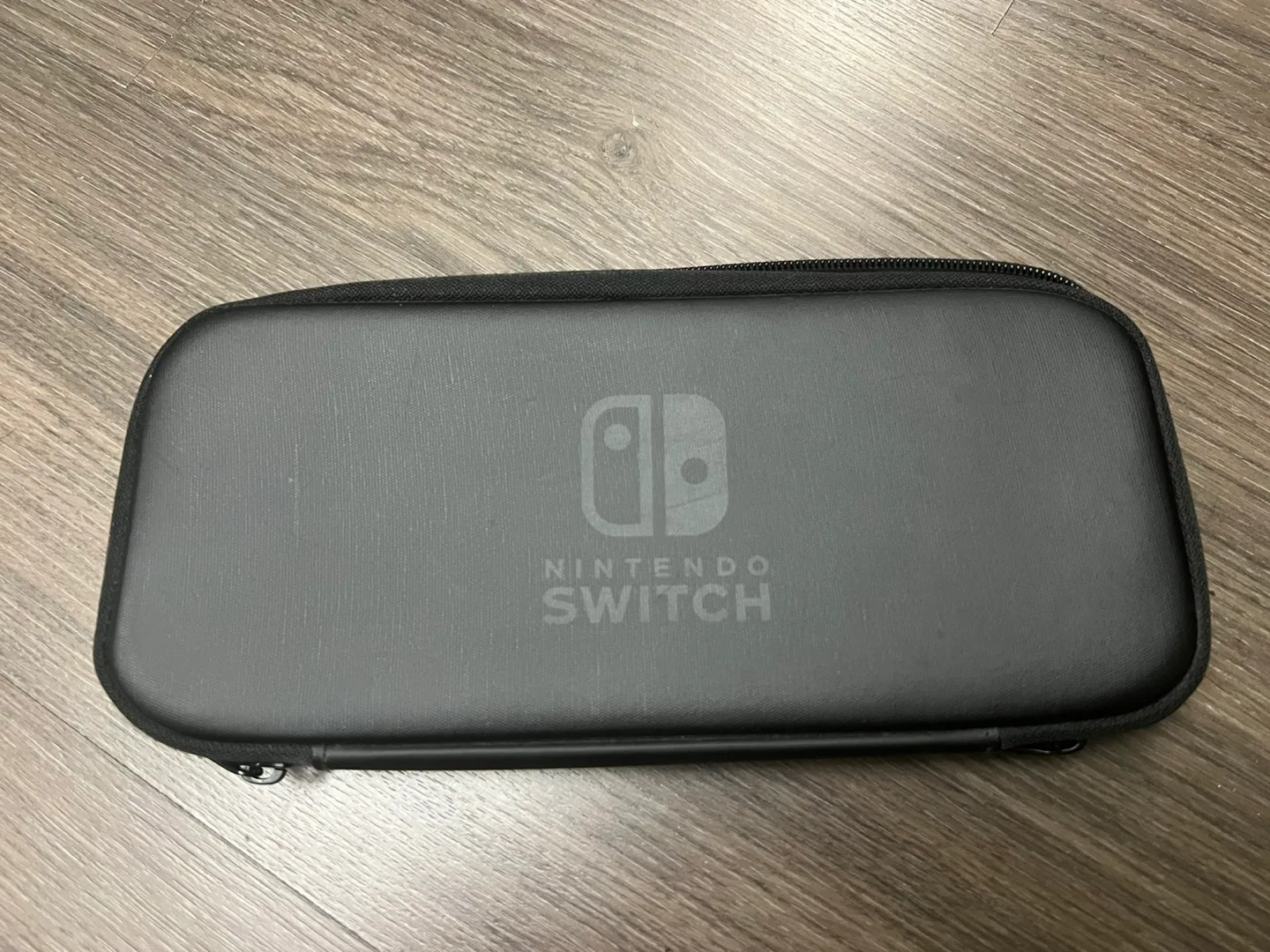 Nintendo Switch Console (Original box included) + Carrying Case image indicator(8)