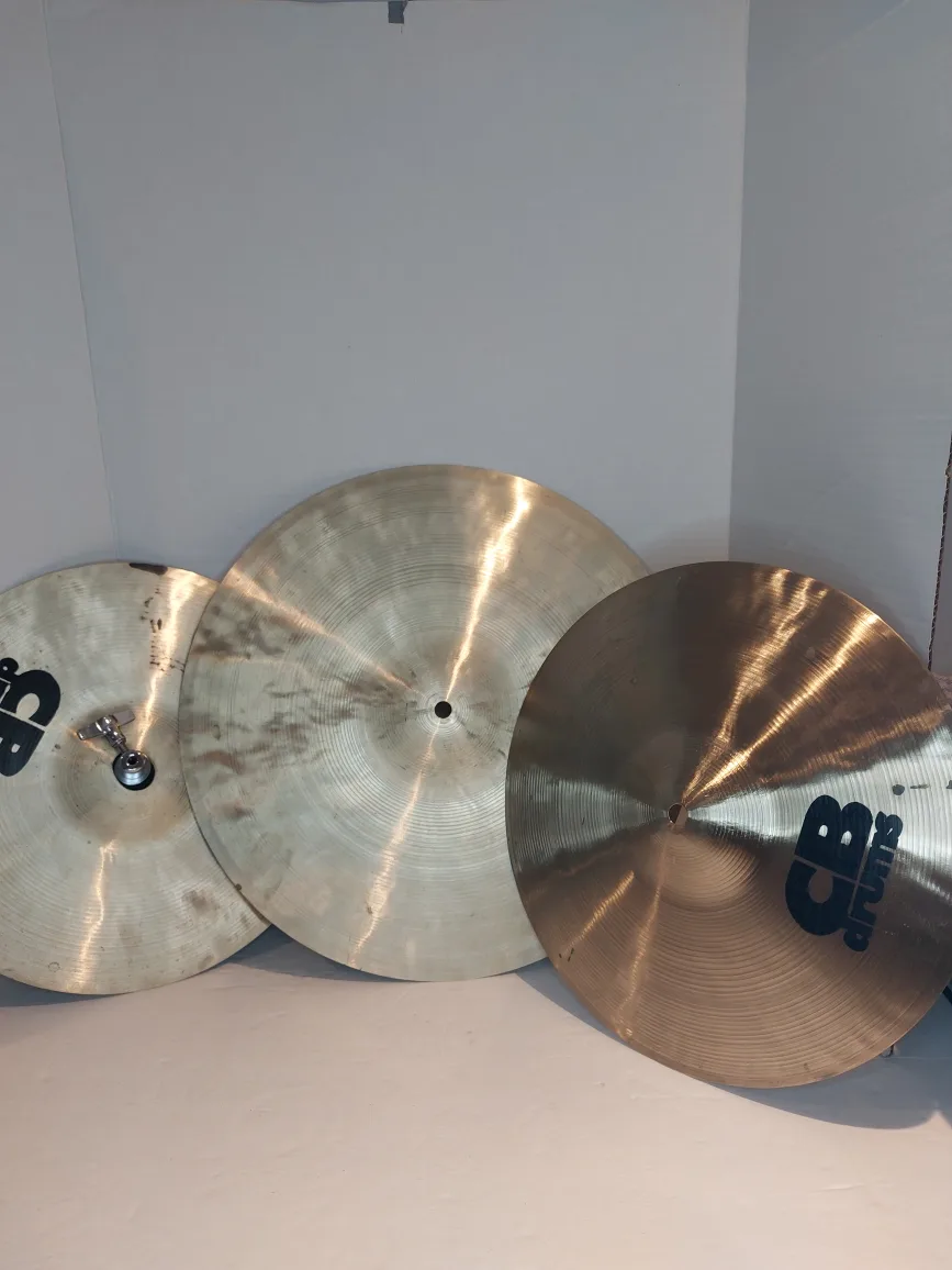 Drums Cymbals and Throne seat thumbnail