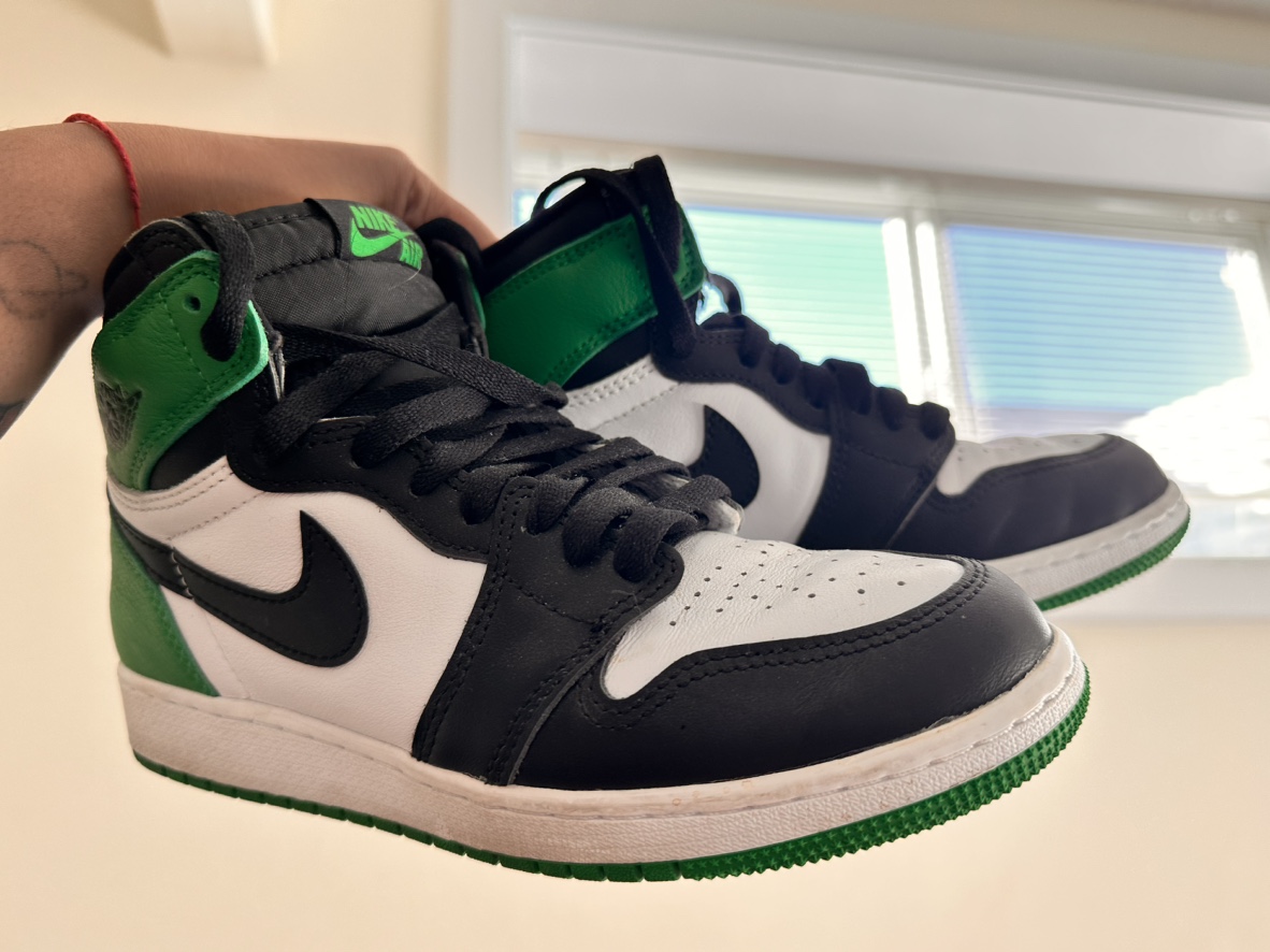 Air Jordan 1 Retro High OG "Lucky Green"