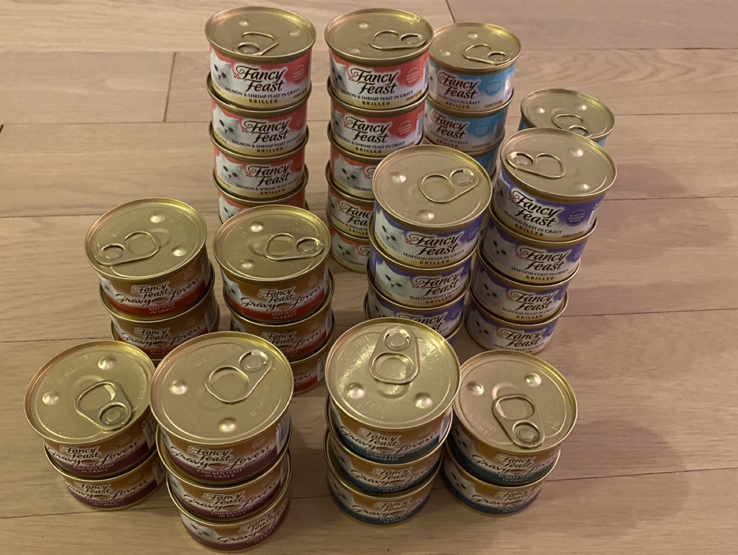 Fancy Feast cat food