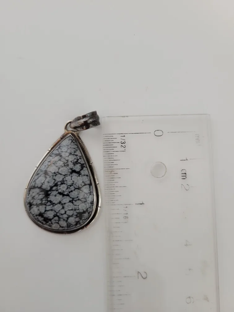 Silver Snowﬂake Obsidian Pendant image indicator(2)