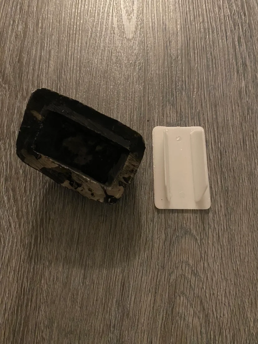 Fake Rock Key Holder image indicator(3)