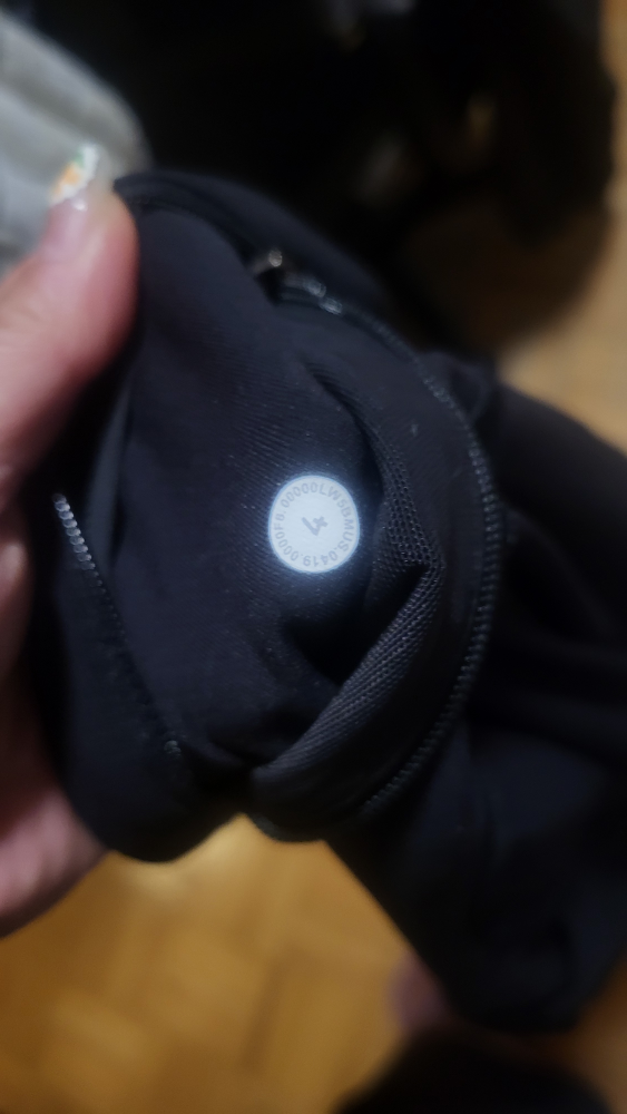 Lululemon Speed Up Tight 28" (Black, Size 4) - photo 3