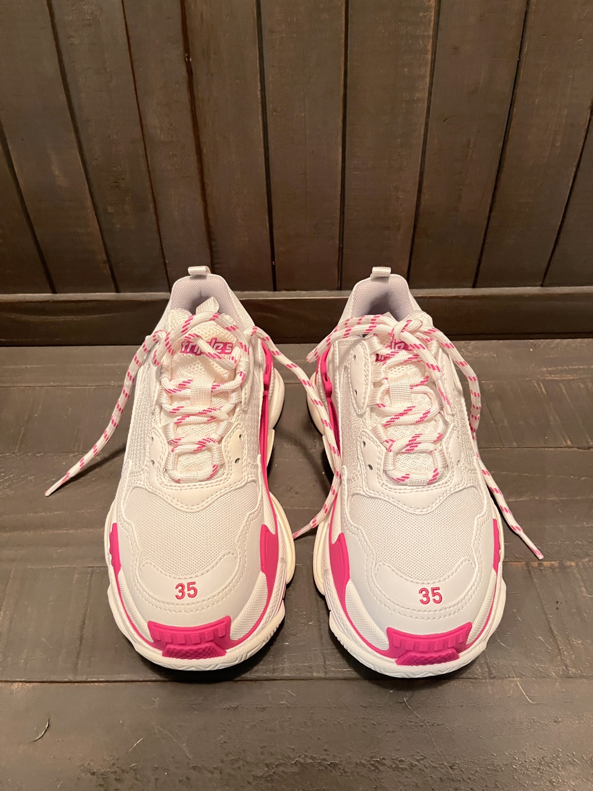 Balenciaga women’s shoe - photo 3