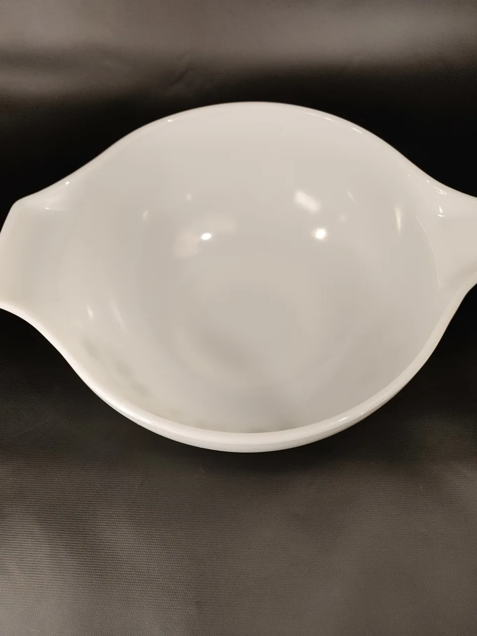 Pyrex Mixing Bowl with Handles, 1.5 Litre, Vintage, Flowers image indicator(3)