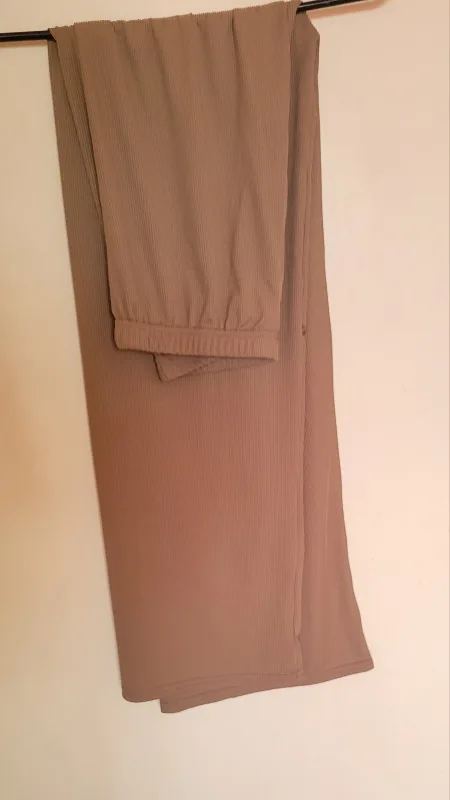 2 Piece Set - Long Sleeve Top and Pants image indicator(2)