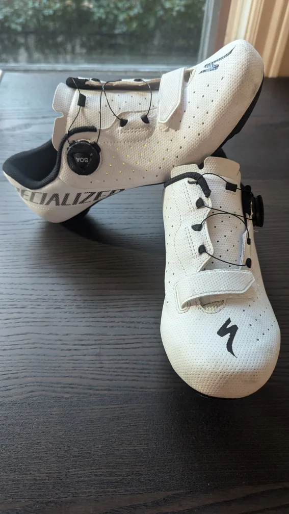 White Specialized Torch Road cycling shoes Size 40 EU / 7.5 US image indicator(2)