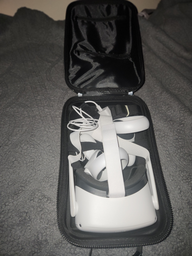 Oculus Quest 2 VR Headset and Accessories - photo 3