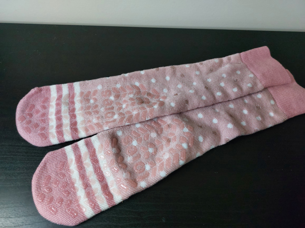 Reindeer Grippy Socks - photo 3