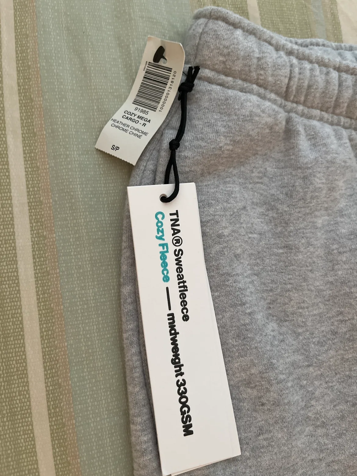 Aritzia Cozy Mega Cargo image indicator(2)