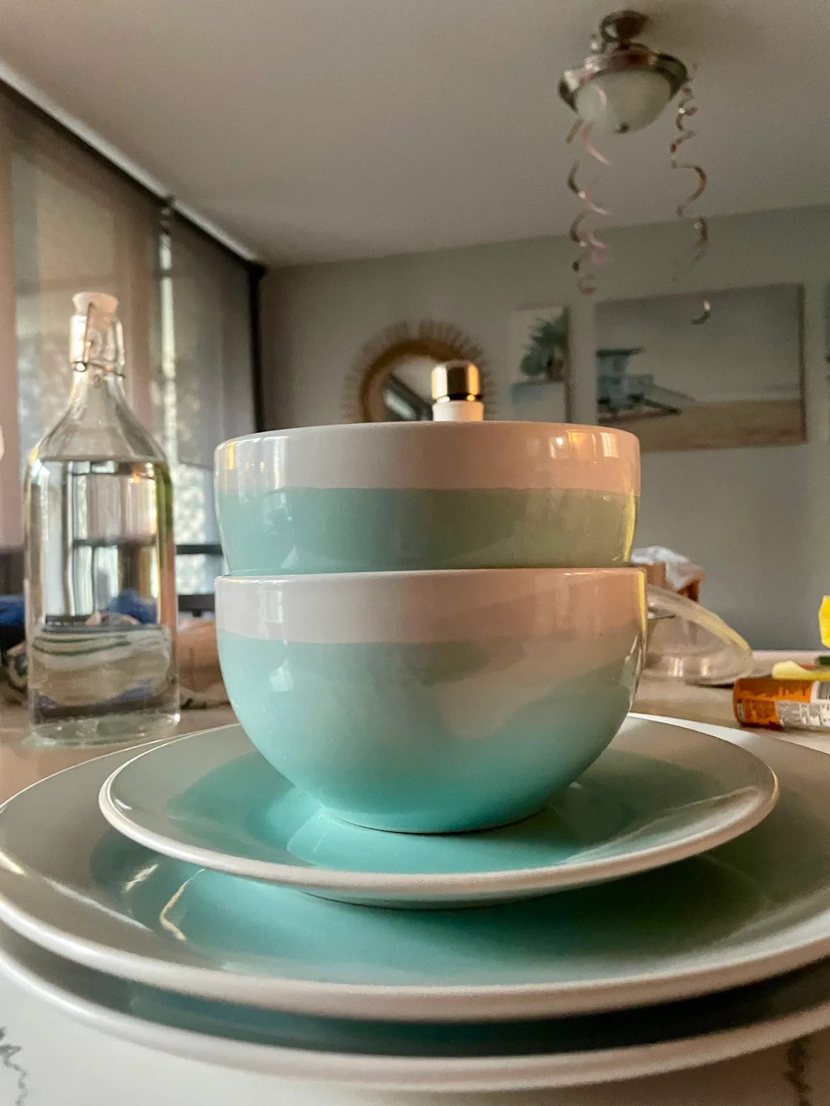 Blue and White Dinnerware Set thumbnail
