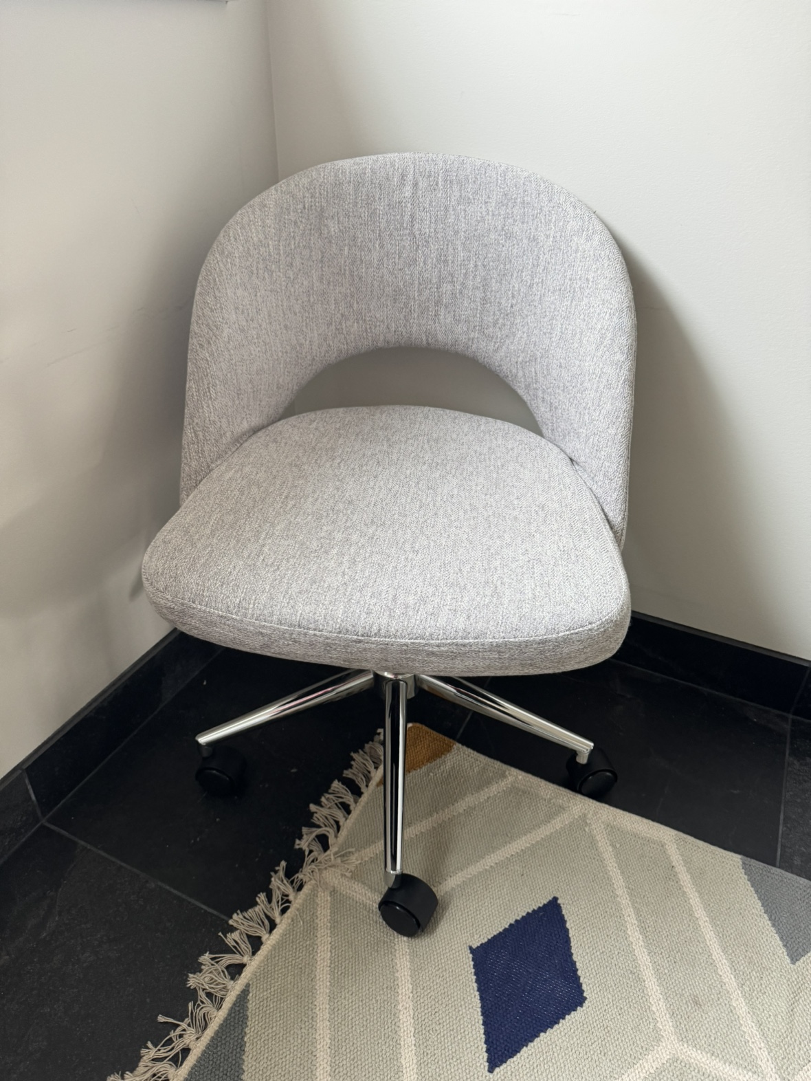 Grey Swivel Office Chair - photo 2