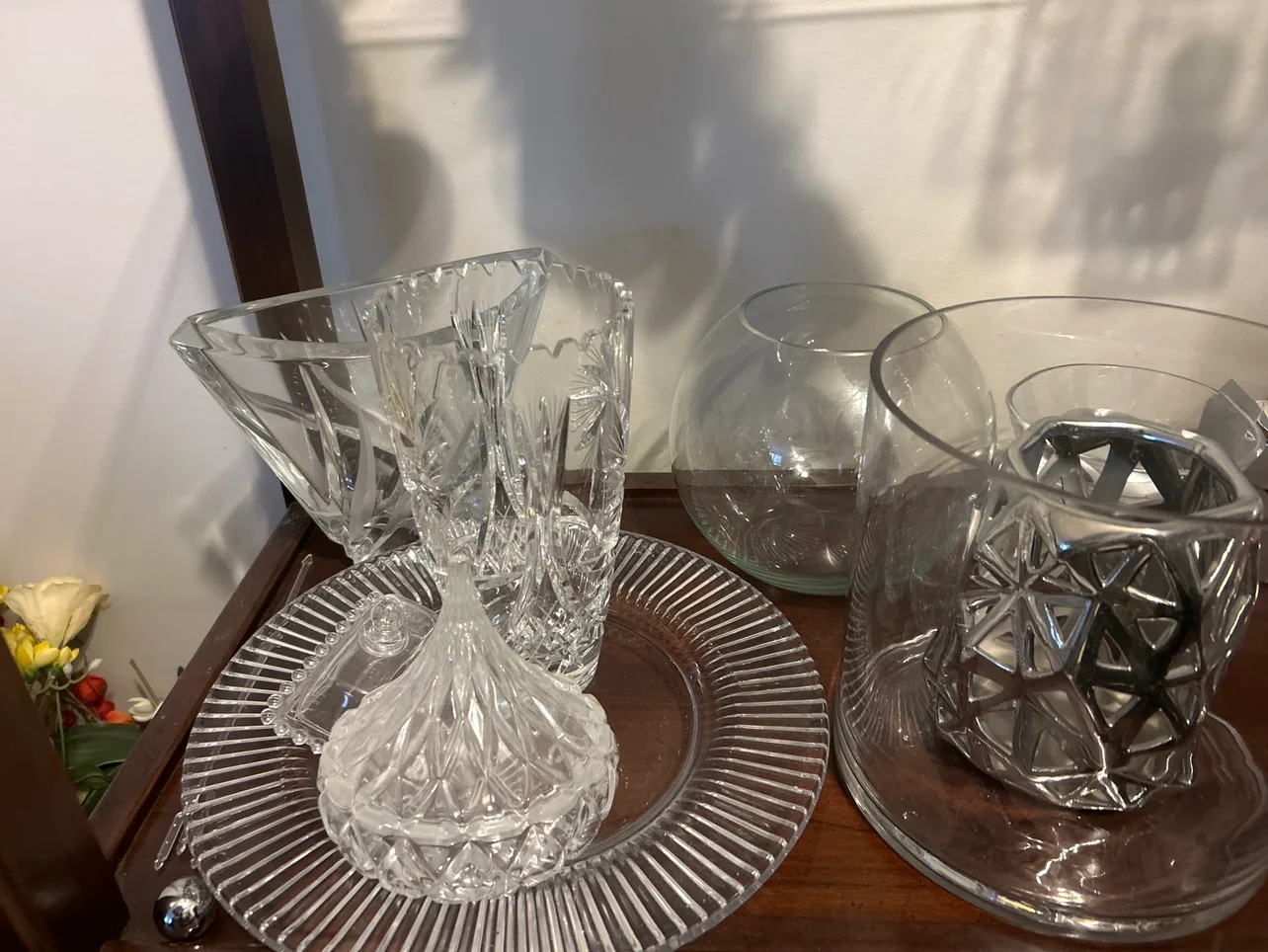 Crystal and Ceramic Decor image indicator(2)