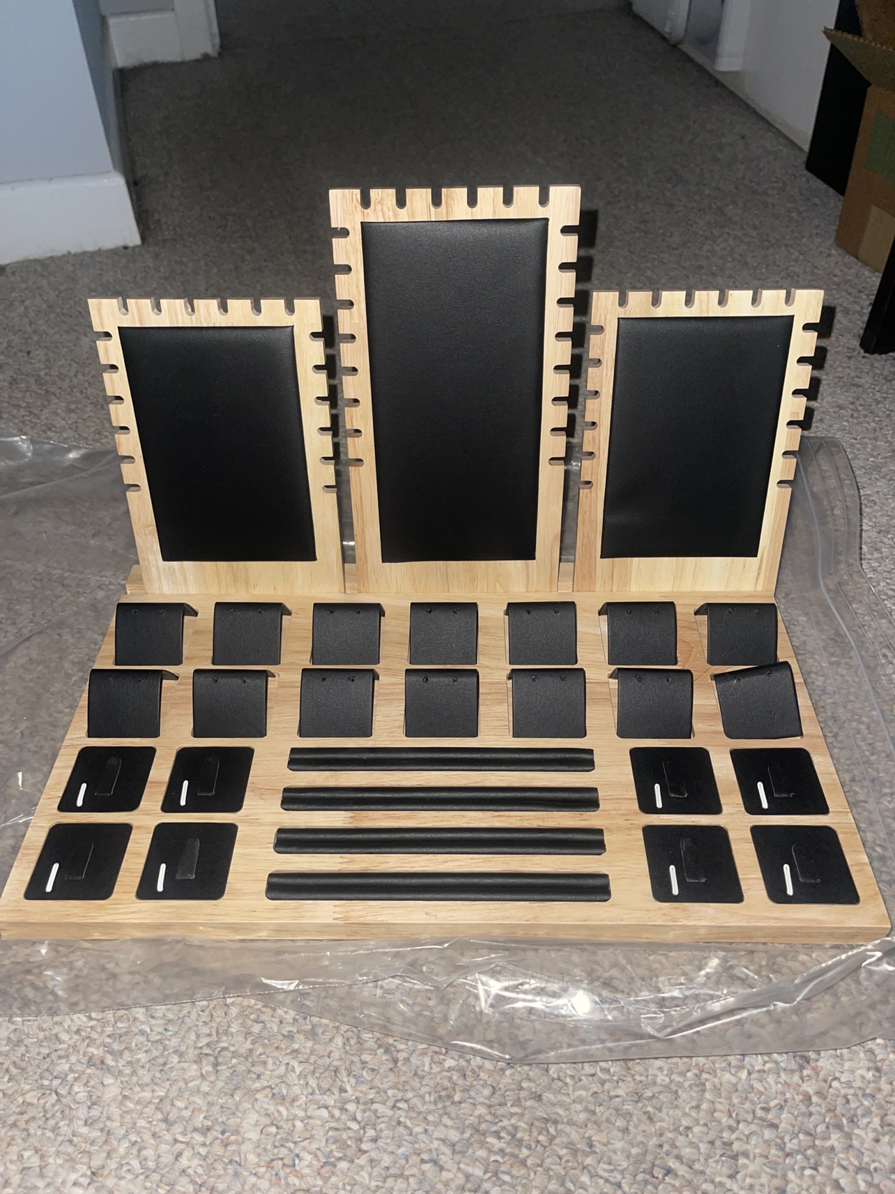 Wooden Jewellery Display Stand - photo 3