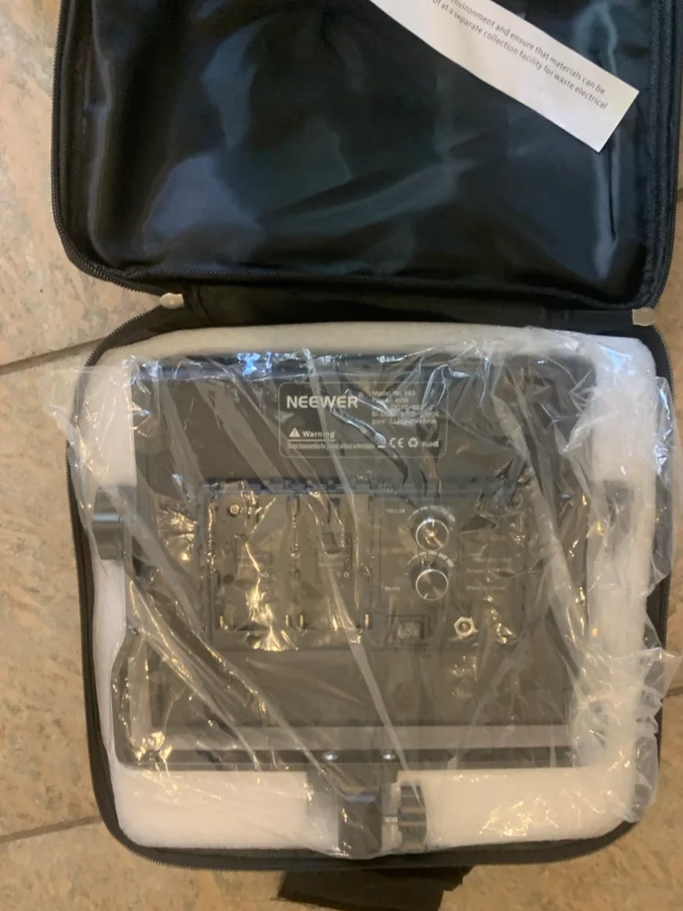 Neewer LED Video Light image indicator(2)