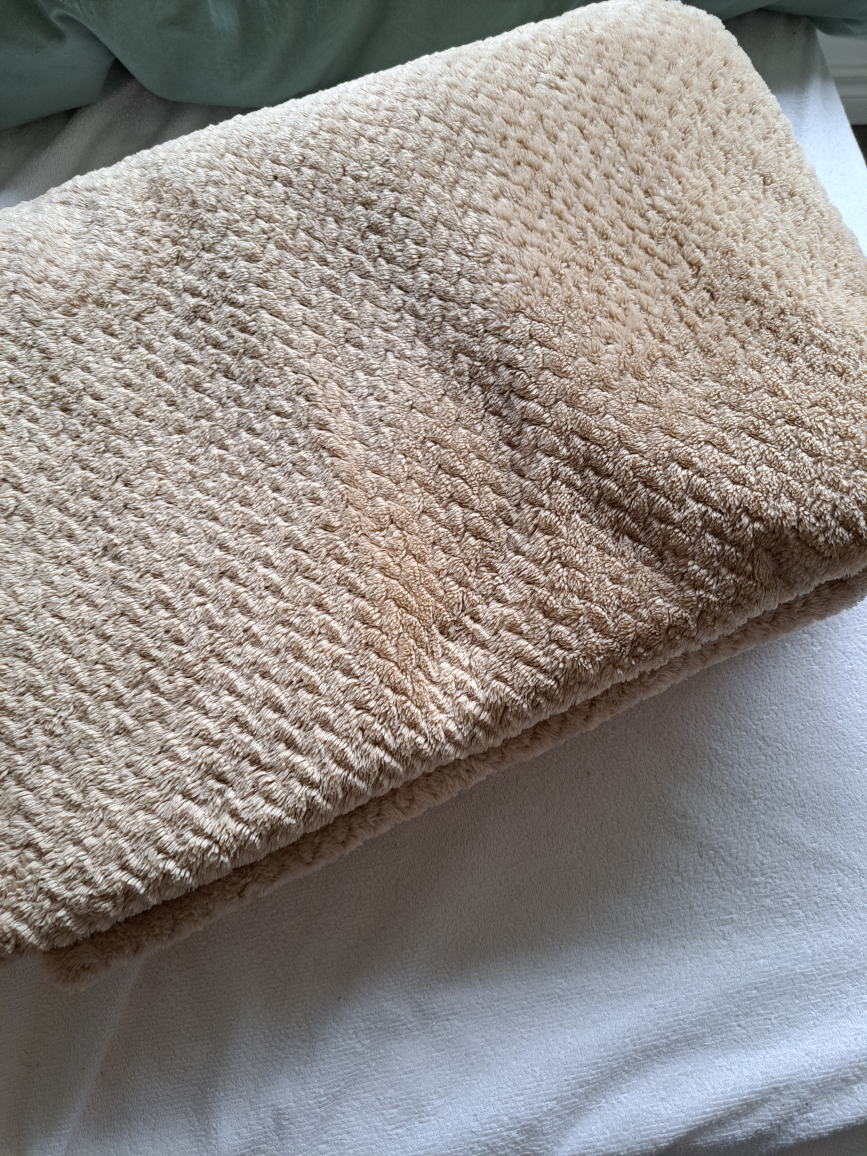 Soft Plush Throw Blanket