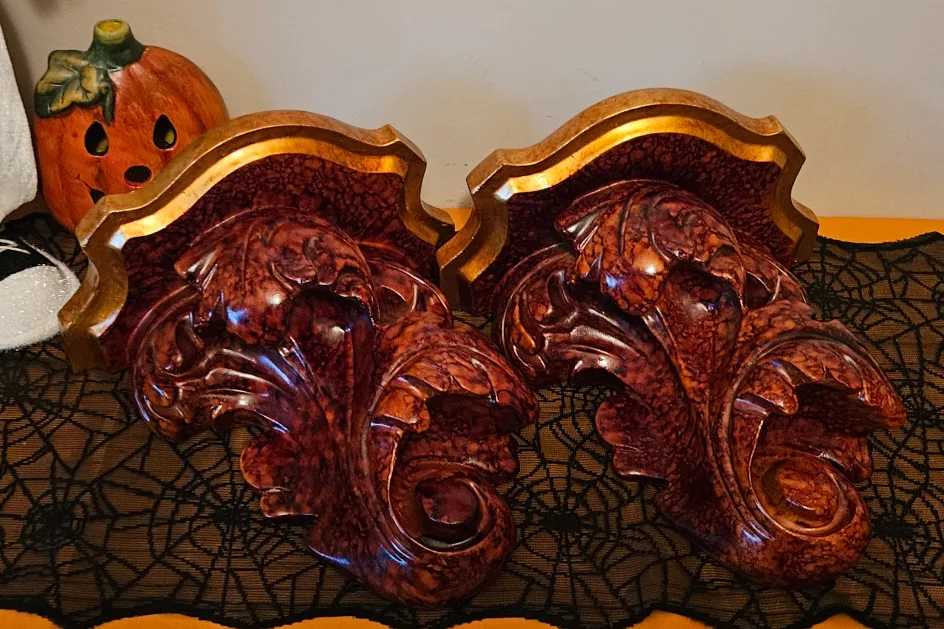 Vintage Wall Mount Sconce Shelves/Wall Corbels image indicator(8)