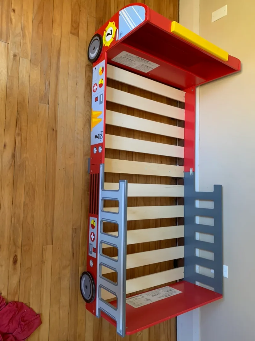 Firetruck Toddler Bed image indicator(2)