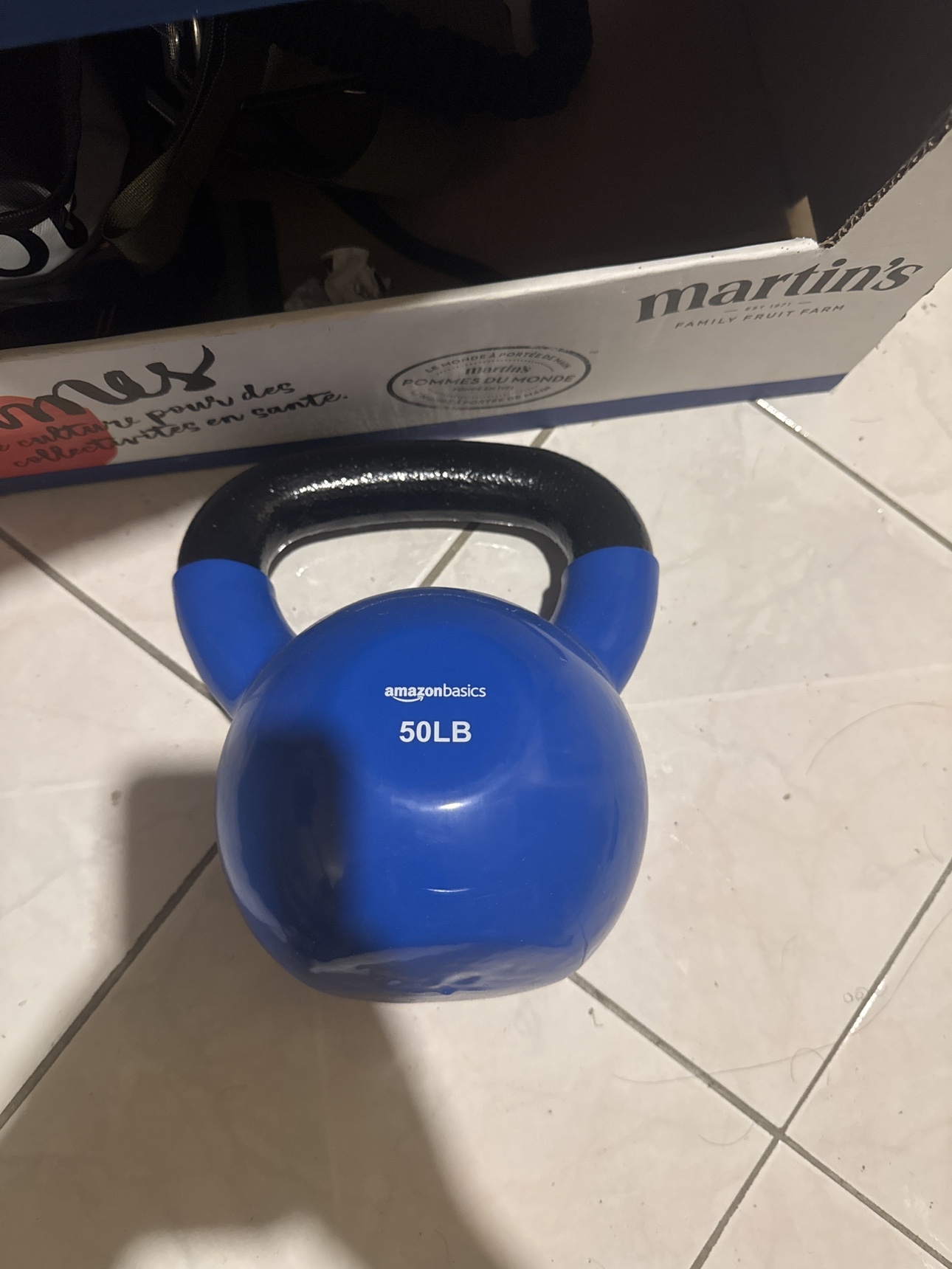 AmazonBasics 50 LB Kettlebell