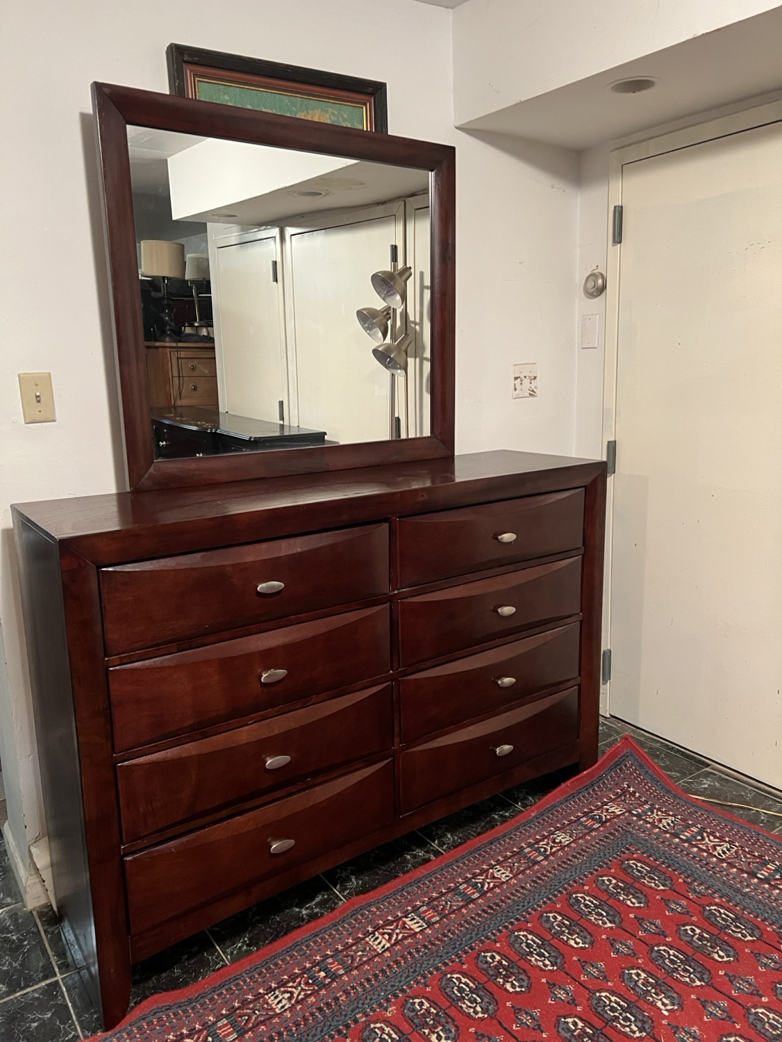 8 Drawers Dresser w/Mirror - Delivery Extra