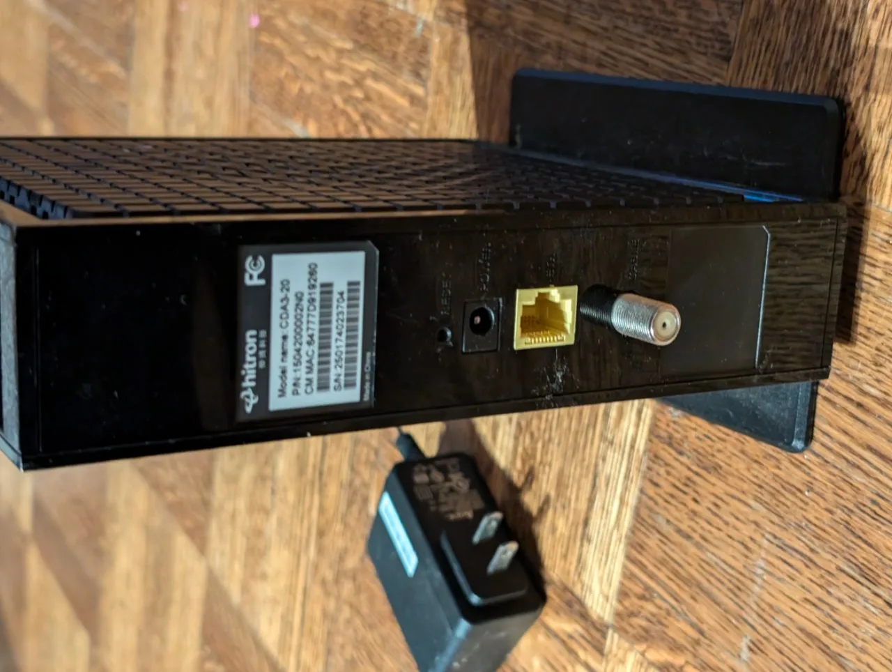 Hitron CDA3-20 Modem image indicator(2)