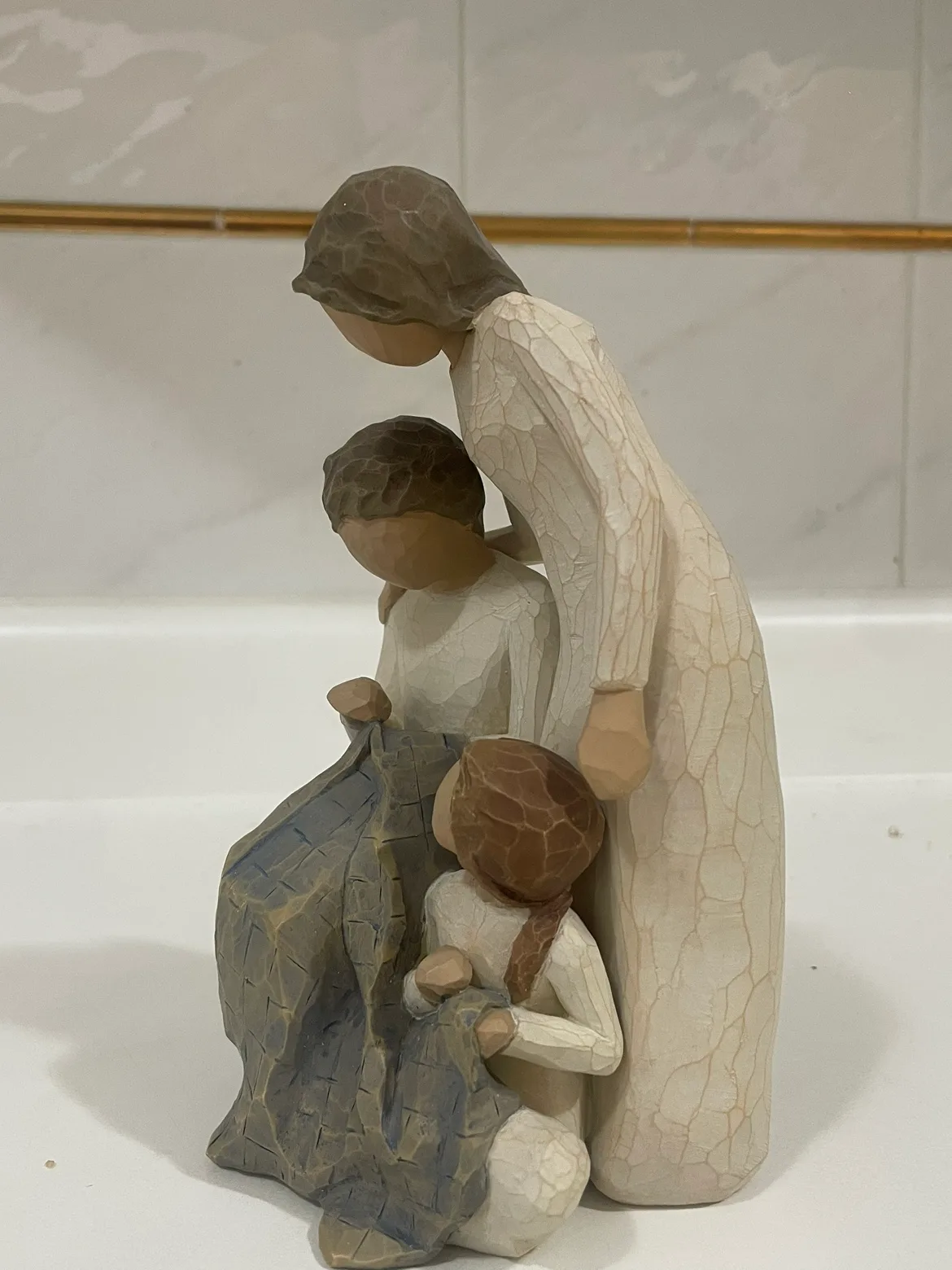 Willow Tree Figurine image indicator(2)