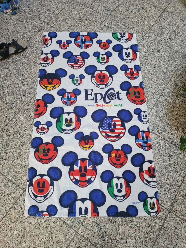 Disney’s Epcot Center Mickey Mouse Towel - One Mouse One World image indicator(2)
