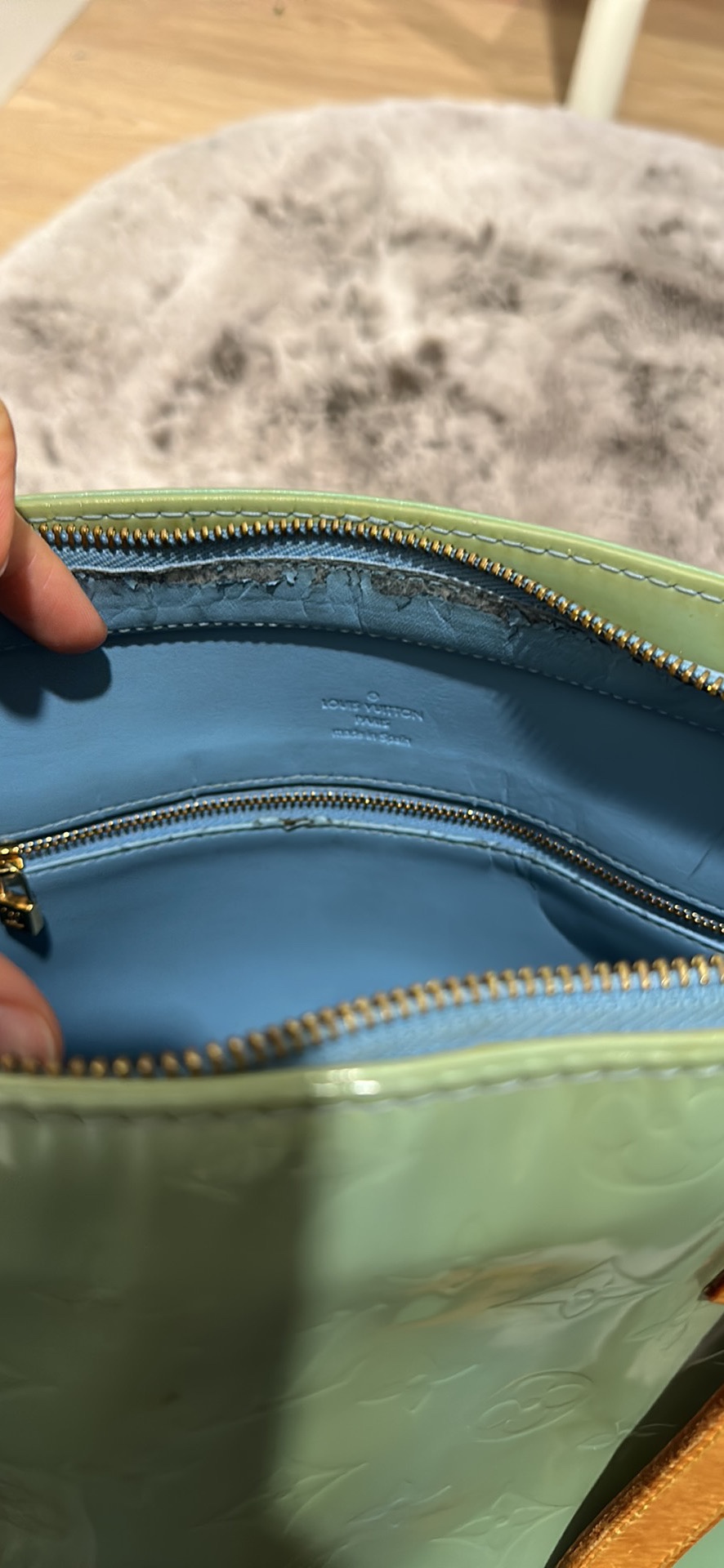Louis Vuitton Vernis Purse (Houston) - photo 4