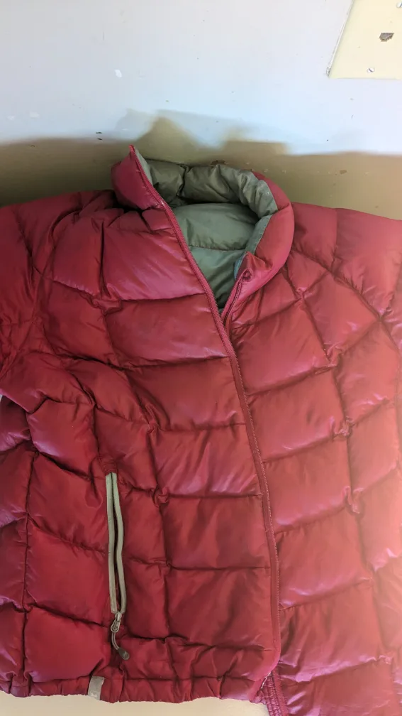 5$ Red jacket XL image indicator(2)