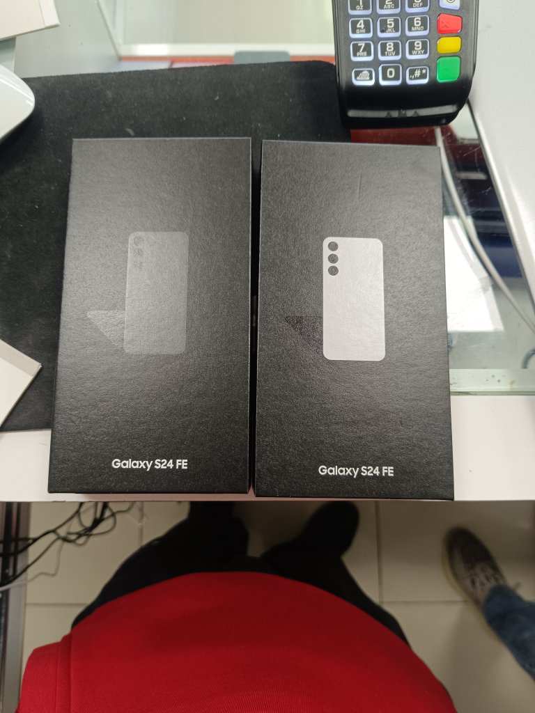 Samsung Galaxy S24 FE sealed box with 2 year Samsung warranty - photo 2