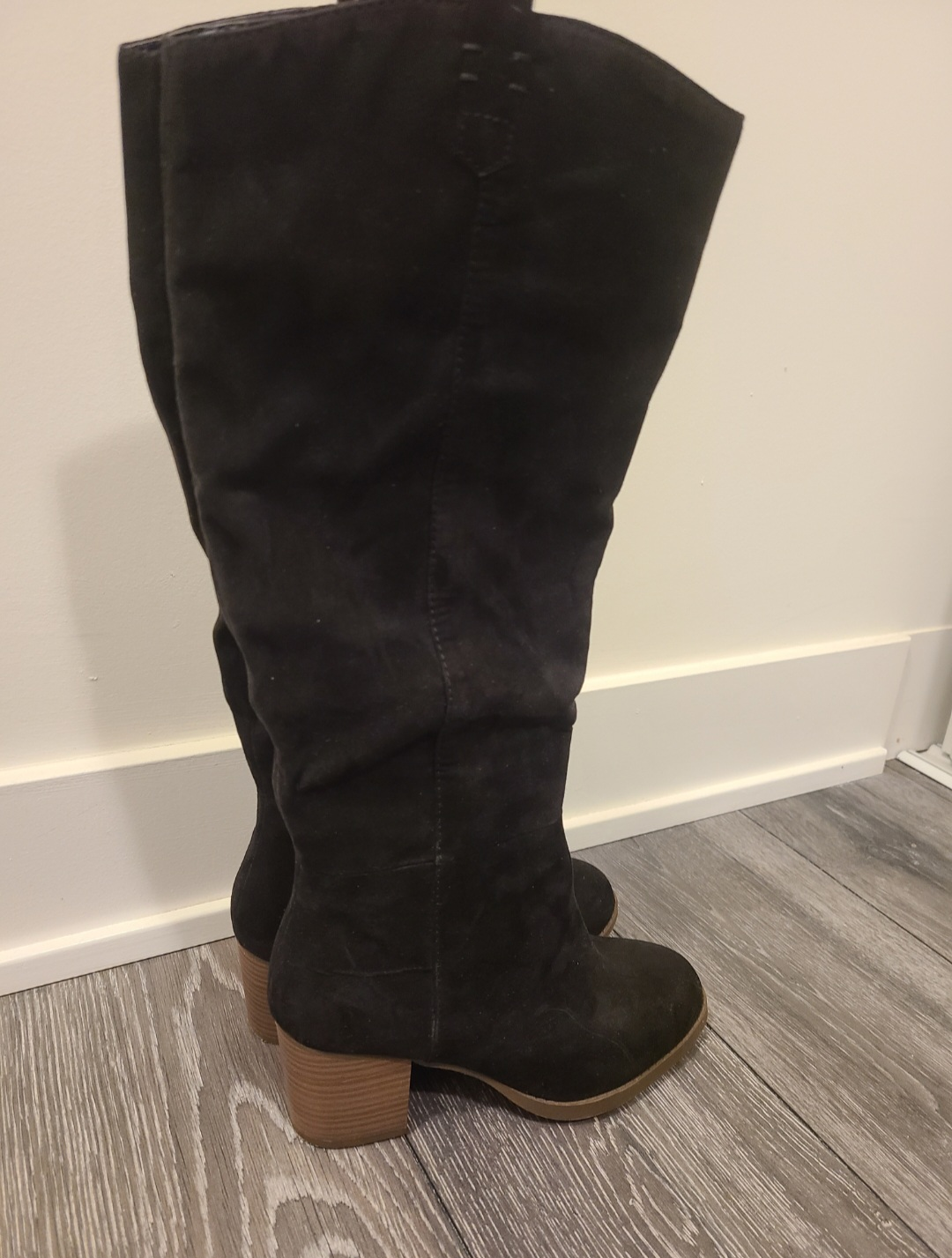 Women's Black Suede Boots - Size 8 - photo 2