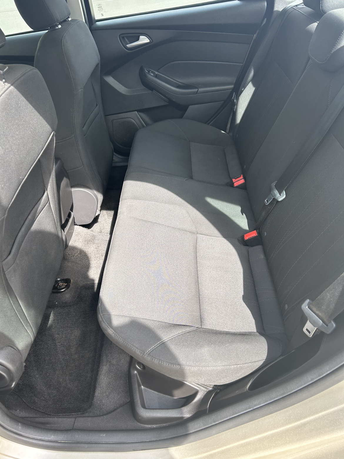 2017 Ford Focus Sedan - photo 5