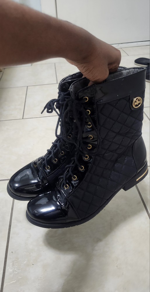 Black Quilted  Lace-up Boots - photo 2